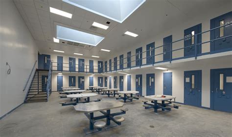 Western regional jail virginia - Nov 27, 2022 · Phone. 540-378-3700. Fax. 540-380-3143. Mailing Address. 3735 Franklin Rd SW #275 , Roanoke, VA 24014-2260. View Official Website. Western VA Regional Jail is for County Jail offenders sentenced up to twenty four months. All prisons and jails have Security or Custody levels depending on the inmate’s classification, sentence, and criminal history. 